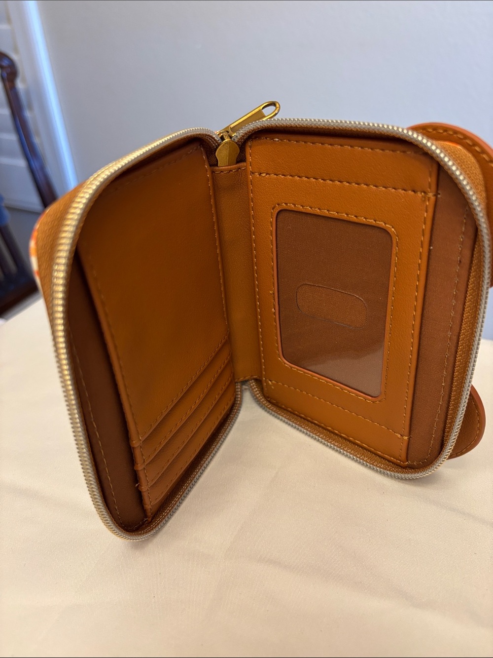 Loungefly White Wallet with Orange Pumpkin & Brown Logo Patch - Picture 4 of 4